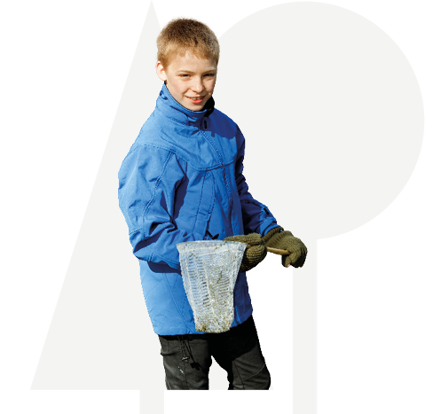Kind met schepnet