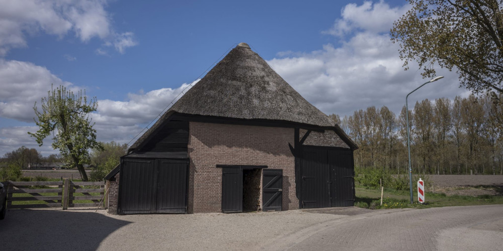 Voorzijde Vlaamse Schuur Duijfhuis - James van Leuven
