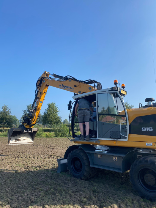 veldbezoek Groenloket Hagar Roijackers graafmachine St Michielsgestel 150824