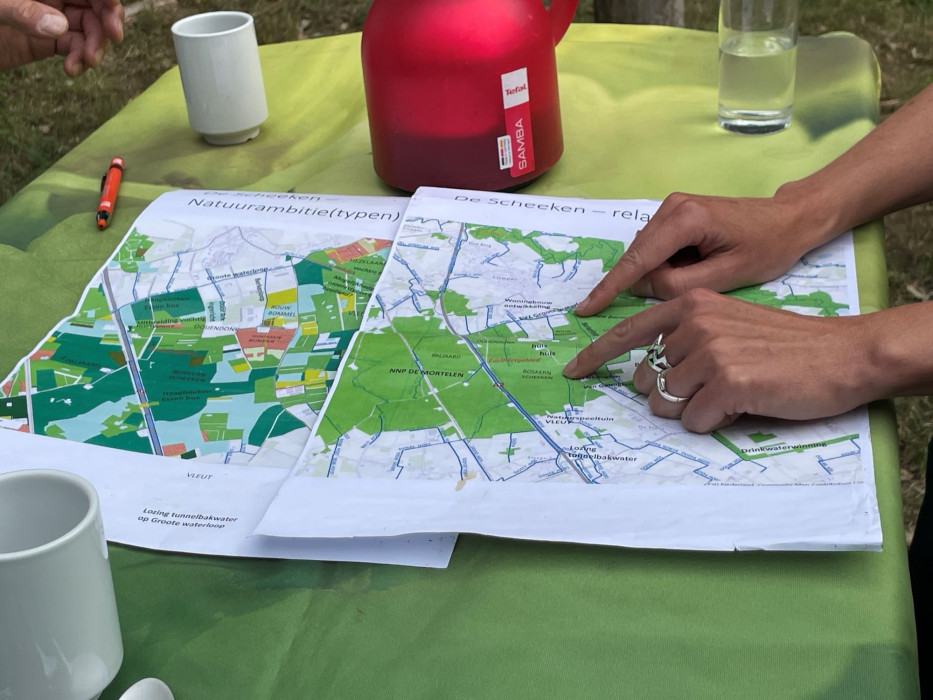 Tekeningen op tafel NNP Scheeken
