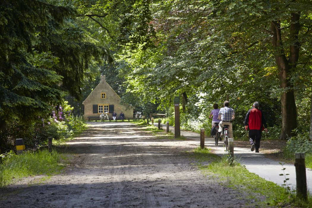 Pannenhoef - wandelaars en fietsers